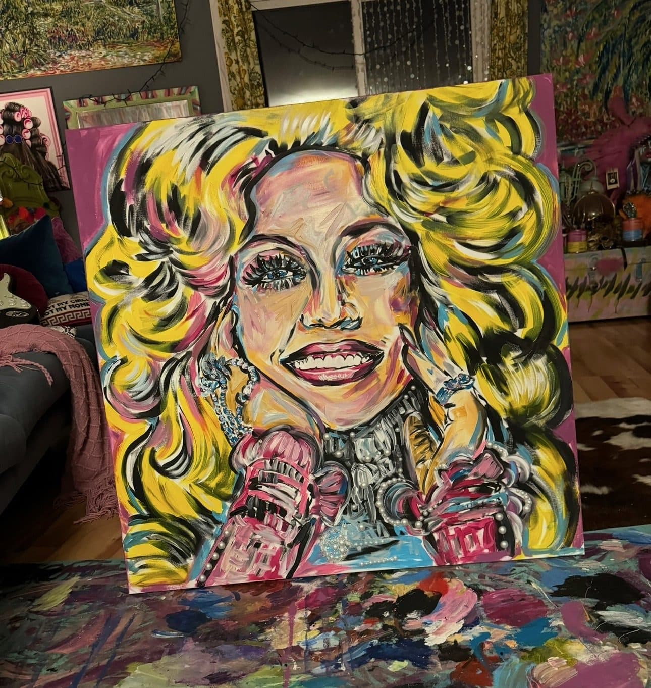 Dolly in gold — original