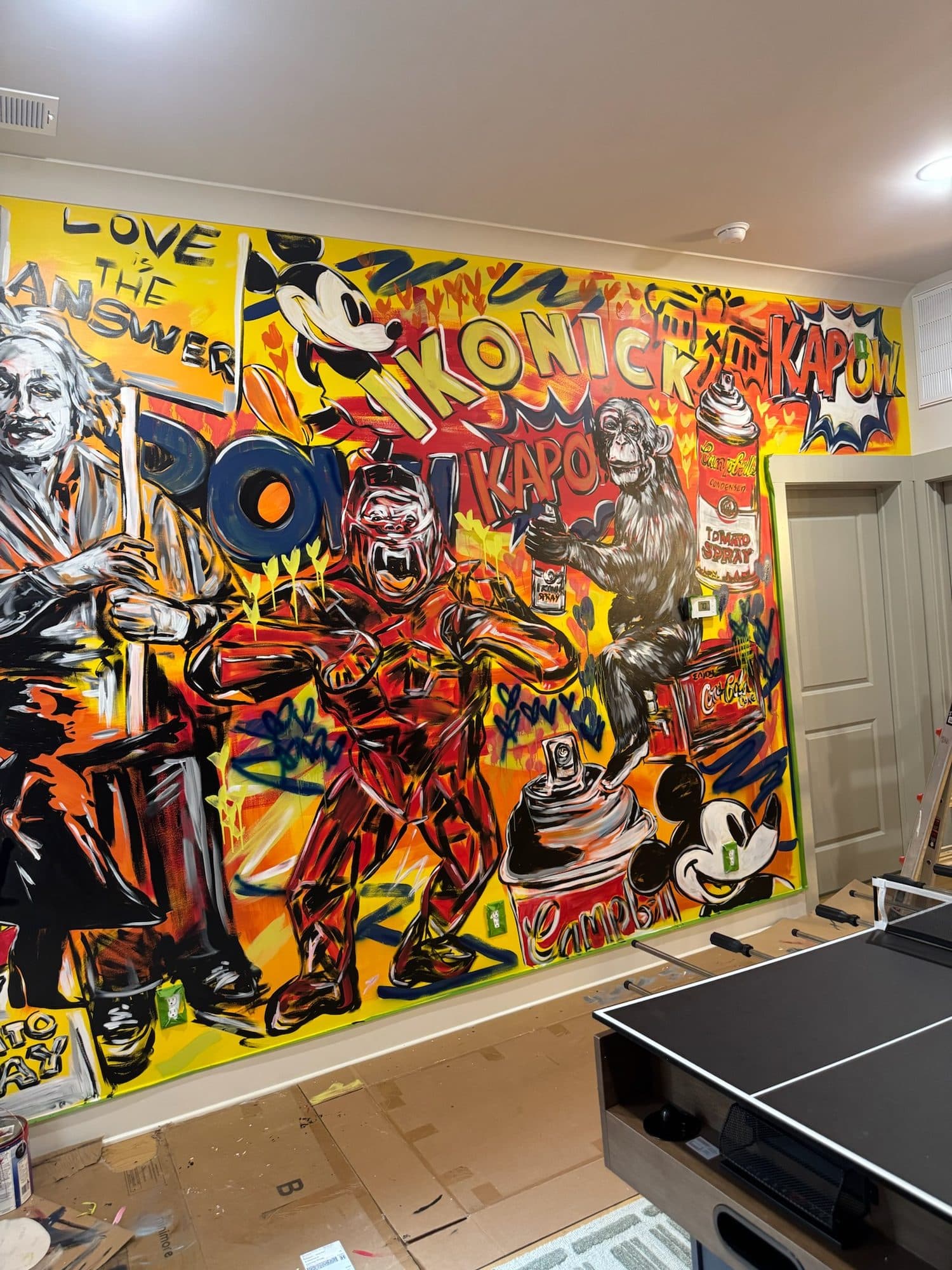 KAPOW detail 1